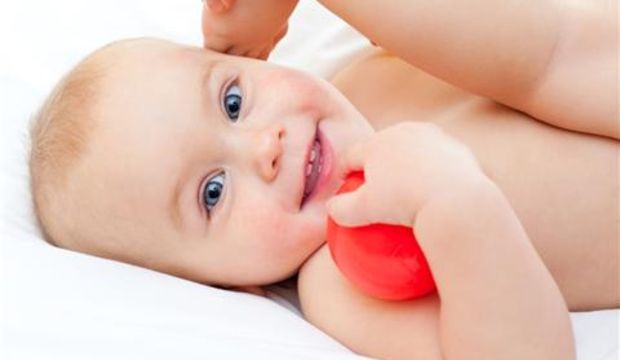 Jimnastik yapan bebekler