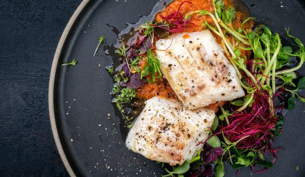 Tereyağlı balık buğulama nasıl yapılır?