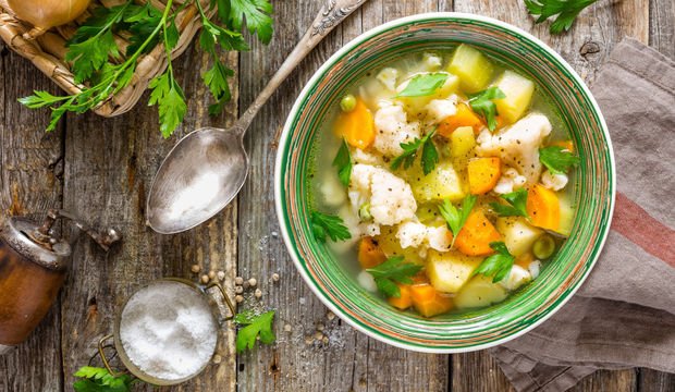 Ricotta peynirli sebze çorbası