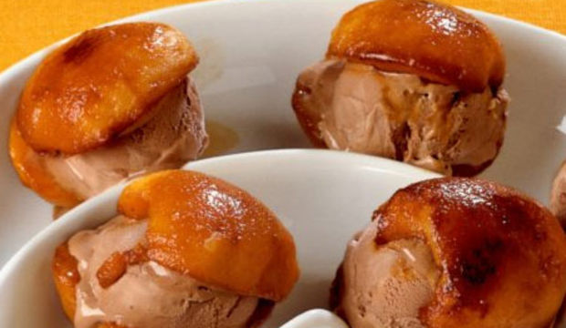 Dondurmalı kayısı sandviçleri