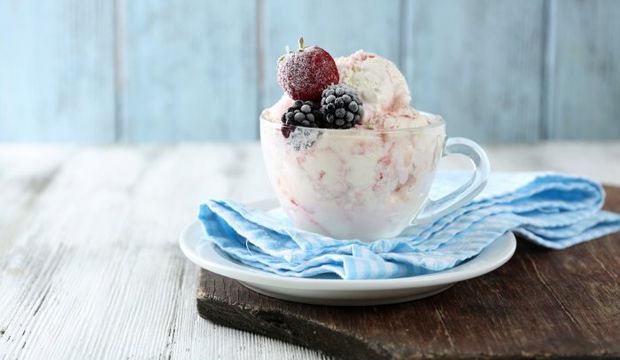 Dondurmalı meyve salatası