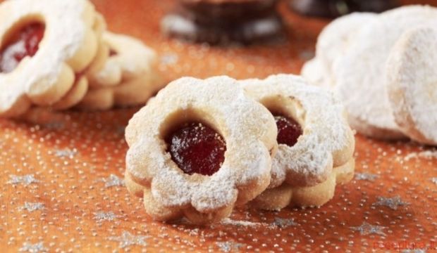 Limon soslu ve tereyağlı sandviç kurabiyeler