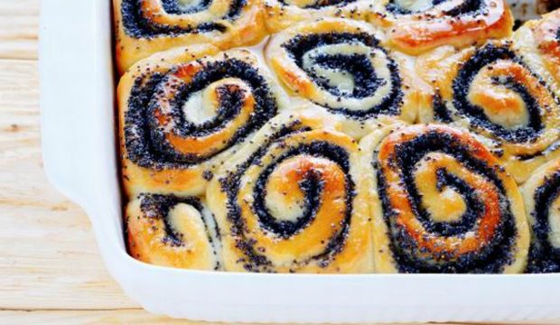 Haşhaş tohumlu rulo çörek...