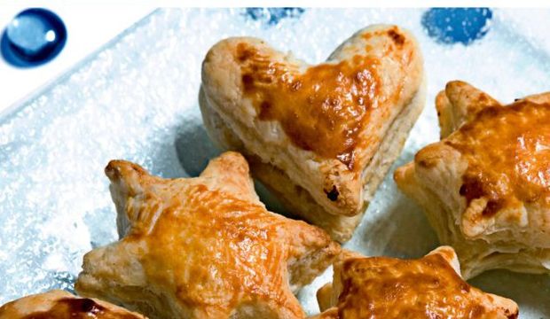 Peynirli sevimli milföyler...