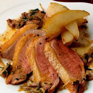 Armutlu ördek ve ördek ciğer sote 