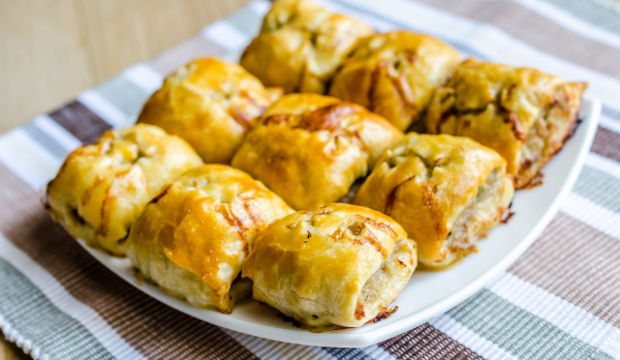 Milföy hamuruyla kaplanmış et sarma...