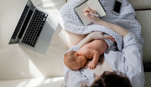 Çalışan annelerde emzirme