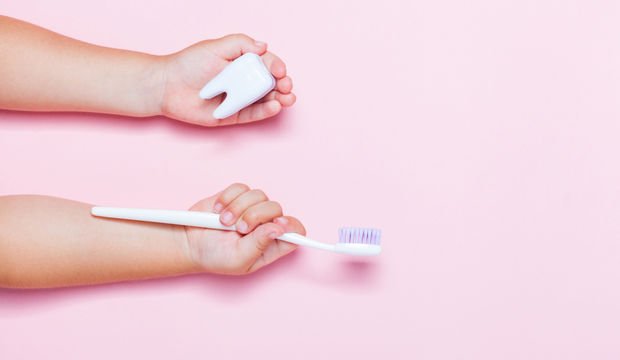 Çocuğa diş fırçalama nasıl öğretilir?