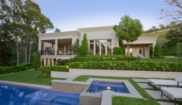 Lady Gaga'nın sade dekorasyonlu evi