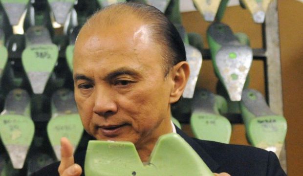 Jimmy Choo; O, hepimizin en büyük tutkusunu yaşatanlardan biri...