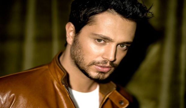 Model ve Murat Boz zirvede yarışıyor...