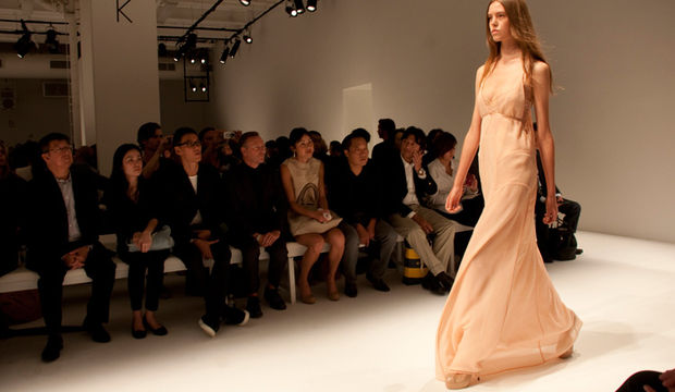 Calvin Klein 2012 İlkbahar / Yaz Koleksiyonu