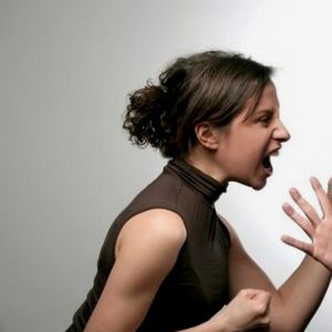 Onu çok seviyorum ama bir de kıskanmasa! 