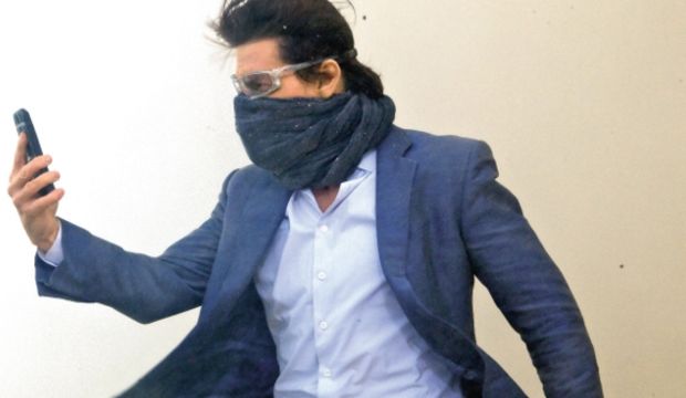 iPhone, Cruise’dan rol çaldı