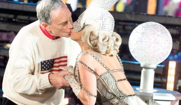 Dünya yeni yılı umut ve büyük coşkuyla karşıladı