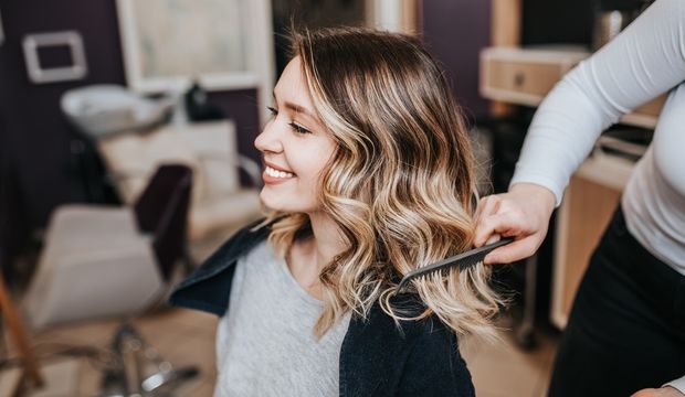 Yüz şeklinize uyan saç kesimi hangisi?