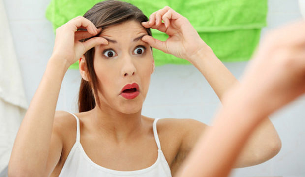 Kırışıklıklarınızı badem yağıyla giderin