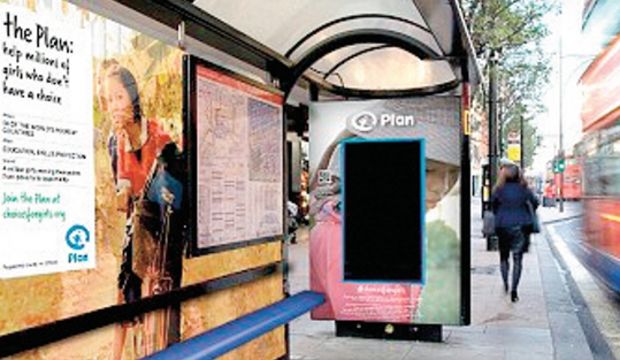 Sadece kadına gösteren pano!