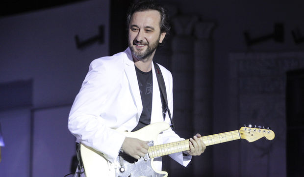 Nev şarkıları eşliğinde, haftasonuna keyifli bir başlangıç yapın!