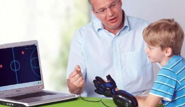 Felçlilere bilgisayar oyunuyla fizik tedavi