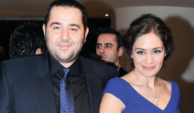 Düğün Suada’da, gelinlik Dilek Hanif’ten!