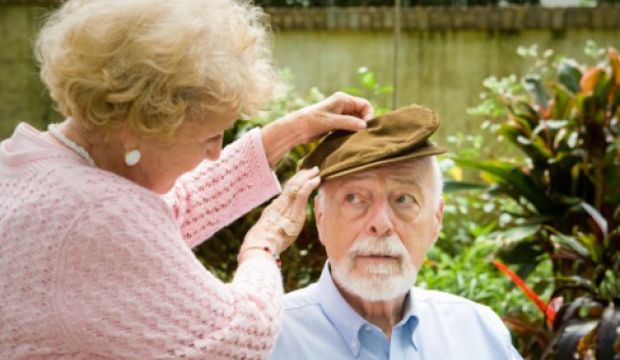 Dünyada 24 milyon Alzheimer’lı var