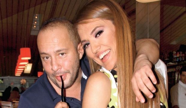 ‘Uyurken bile el ele tutuşuyoruz’