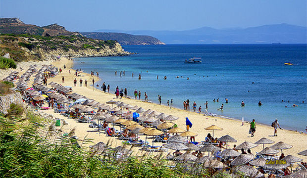 Bozcaada'nın tam mevsimi. Peki nerede kalınmalı?