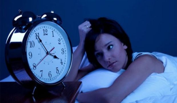 Az uyku Alzheimer’ı tetikliyor