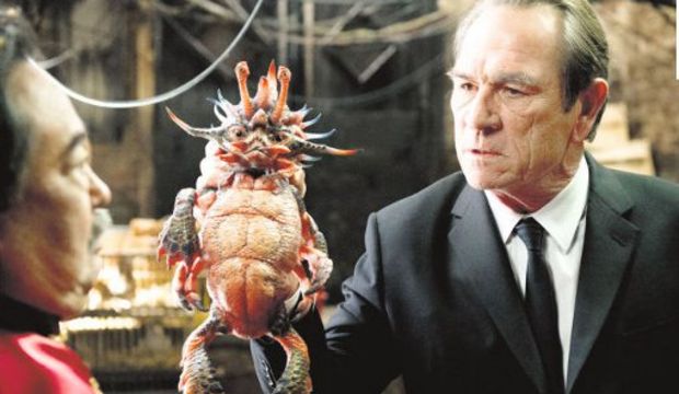 ‘Siyah Giyen’lerin geri dönüş hamlesi