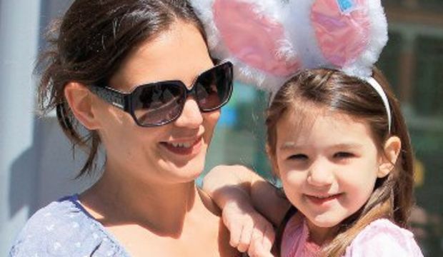 Kızını Katolik okuluna verdi!