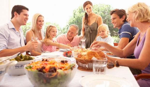 Oruçluyken açık renkli kıyafetler giyin!