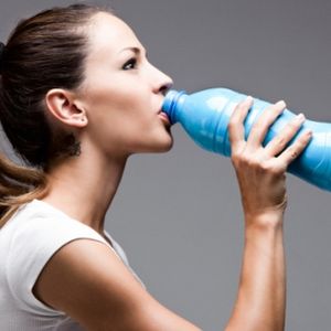 Yaşlılıkla savaşmanıza yardımcı olacak 5 içecek!