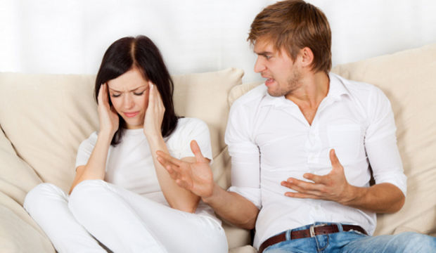 Erkek arkadaşınız kontrol manyağımı? İşte öyle olduğunu gösteren 8 işaret!