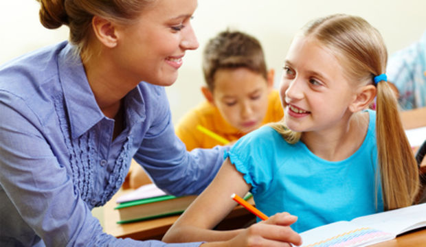 Öğretmen birinci sınıfları şarkıyla yönetecek!