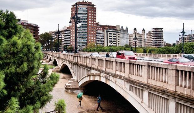 Kuvvetli şehir Valencia…