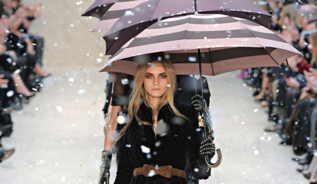 Burberry 2012 Sonbahar/Kış koleksiyonu...