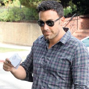 Aynayı kırdı ama kaçmadan not bıraktı!