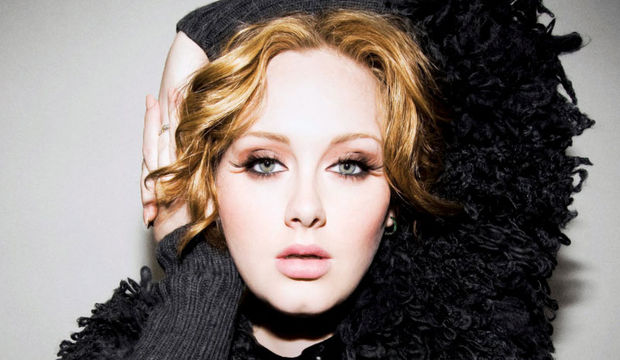 Adele’e Twitter’dan taciz!