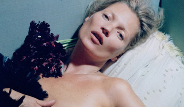 Kate Moss'tan kışkırtıcı pozlar...
