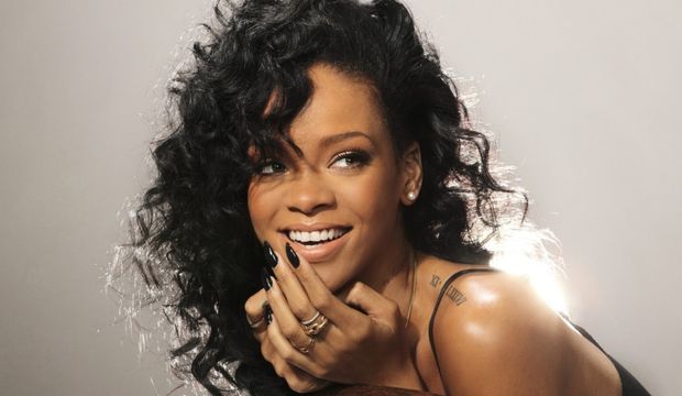 Rihanna ve ilham veren saç stilleri...