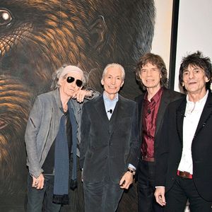 Bu taşlar hiç durmaz!