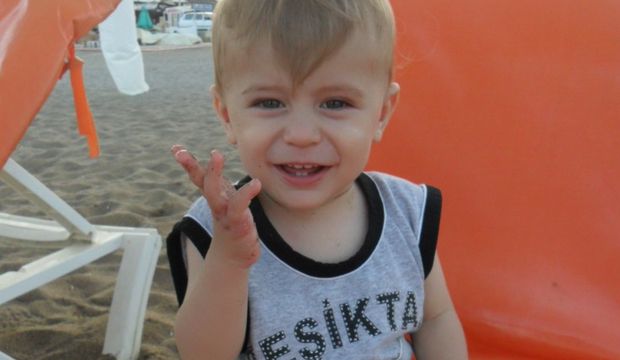 Ahmet Kayra Közello