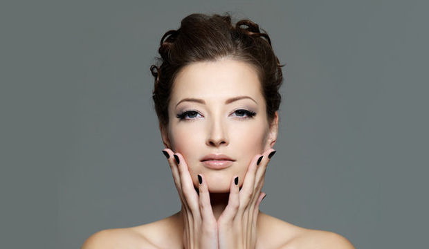 Parti makyajı nasıl yapılır