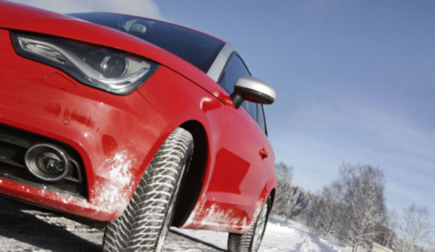 Karlı havada hayat kurtaran araç kullanım önerileri!