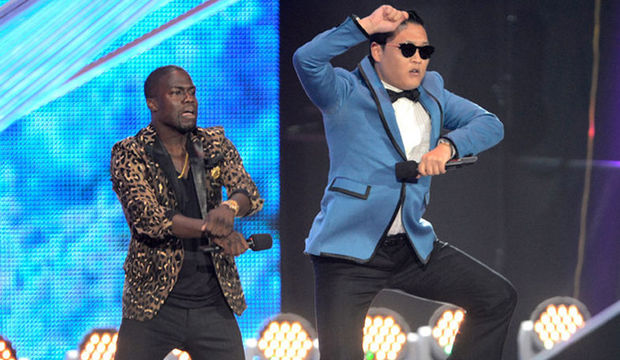 Yarım saatlik gangnam dansına hazır olun!