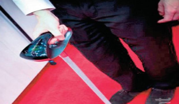 Yaşlılar ve engelliler için akıllı baston!