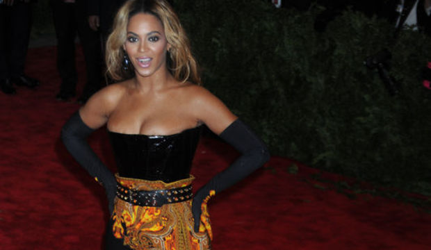 50 bin liralık şampanya içti!