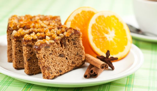 Yeşil çaylı zencefilli kek