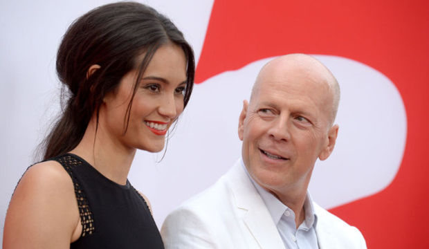 Bruce Willis: Karımın izniyle öpüşüyorum!
